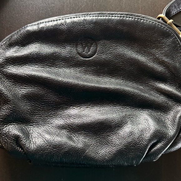 Wanderers Travel Co Beatrice Crossbody Black Leather - Picture 10 of 12